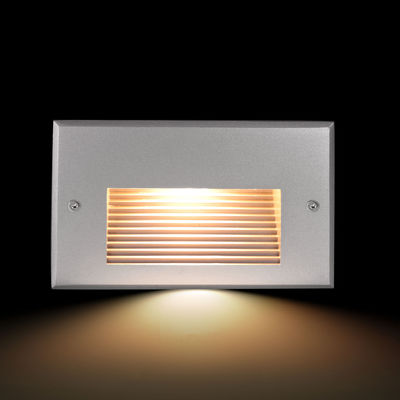 สี่เหลี่ยม IP65 ไฟผนัง LED ช่อง 12V 24V สีขาวอบอุ่น ไฟผนัง LED ระดับบันได